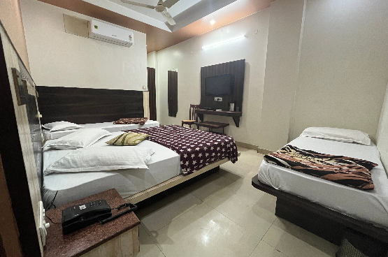 Hotel Mewar - Four Bed Room