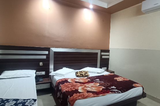 Hotel Mewar - Triple Bed Room 