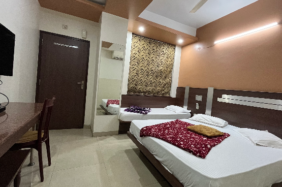 Hotel Mewar - Triple Bed Room 